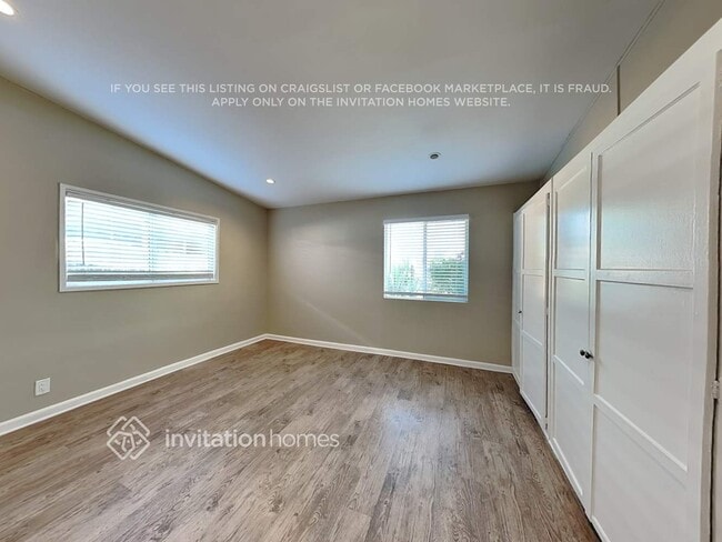 Building Photo - 18612 Arminta St