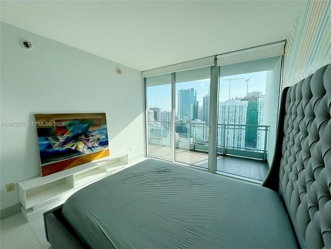 Building Photo - 92 SW 3rd St