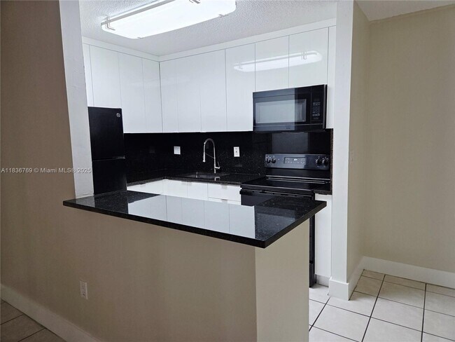 Building Photo - 15640 SW 80th St