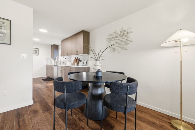 Building Photo - 7922 9th Ave SW