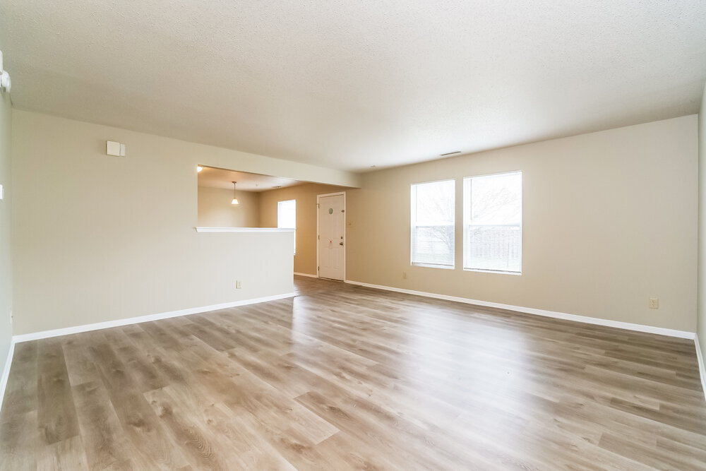 Building Photo - 2832 Ludwig Dr