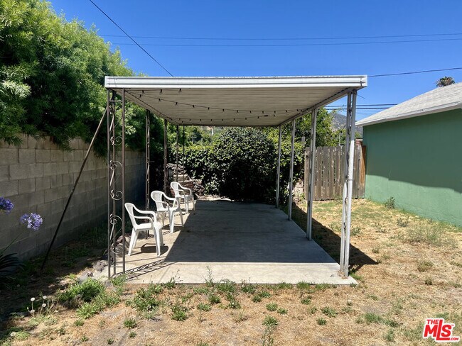 Building Photo - 4316 Perlita Ave