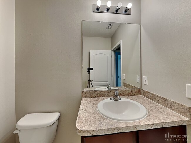 Building Photo - 4368 Edenrock Pl