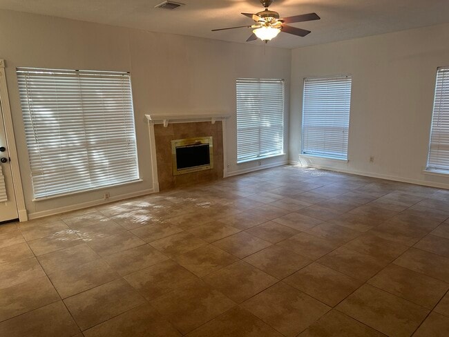 Building Photo - 4322 Palmer Plantation Dr