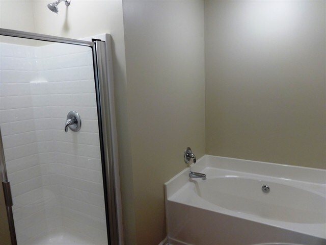 Building Photo - 1016 Deerberry Rd