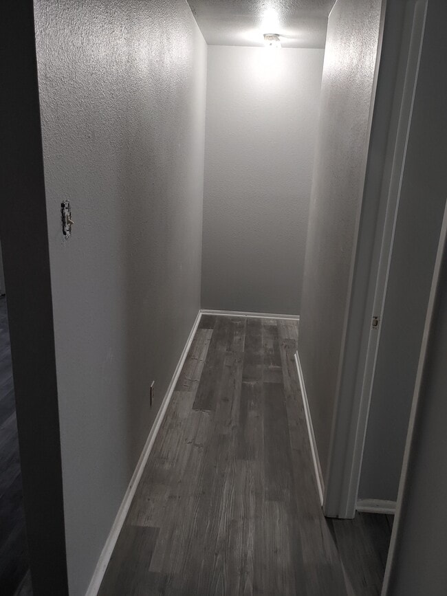 Building Photo - 9226 Chinon