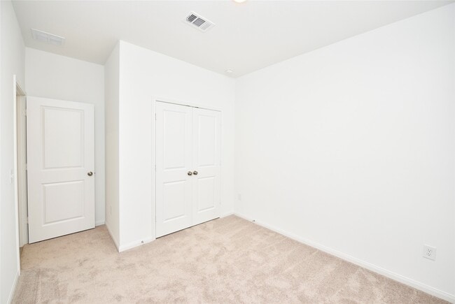 Building Photo - 26386 Cedar Sedge Dr