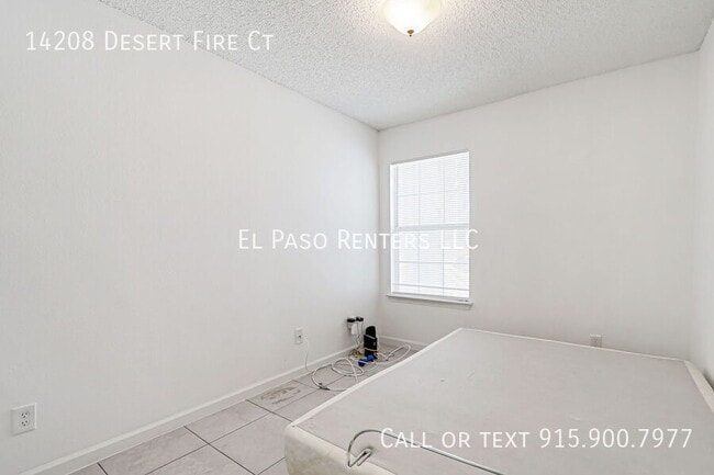 Building Photo - 14208 Desert Fire Ct