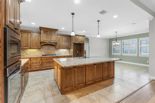 Building Photo - 4857 Dutton Lake Dr