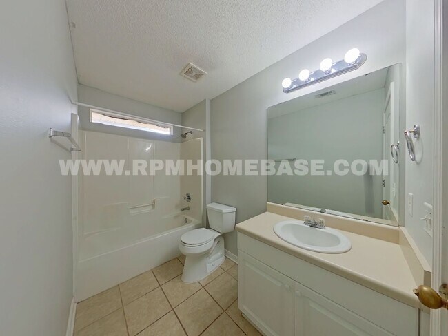 Building Photo - 5103 Terra Lake Cir
