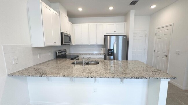 Building Photo - 2327 Garden Belle Dr