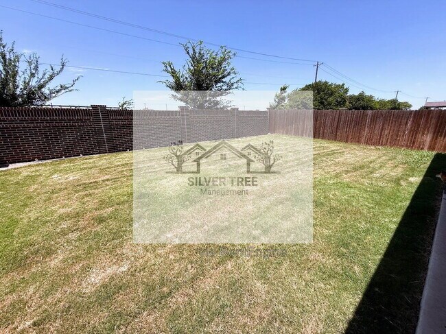 Building Photo - 10921 Rockchapel Dr