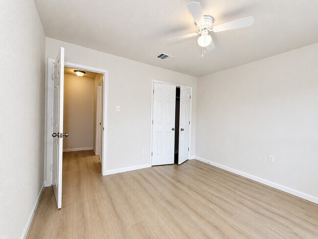 Building Photo - 7303 Augustine Dr