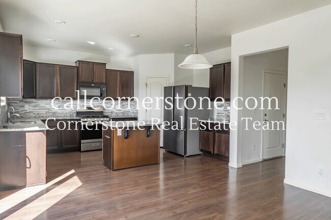 Building Photo - 10011 Seawolf Dr