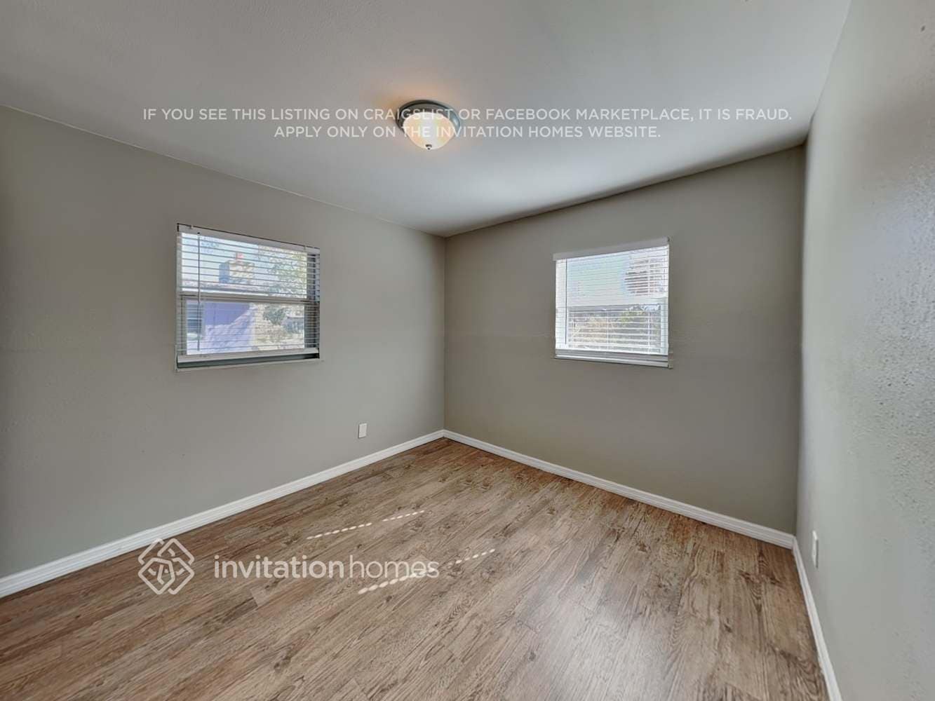 Building Photo - 4114 Lake Lawne Ave