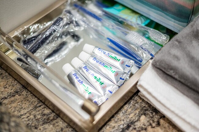 Building Photo - 11468 Club Dr