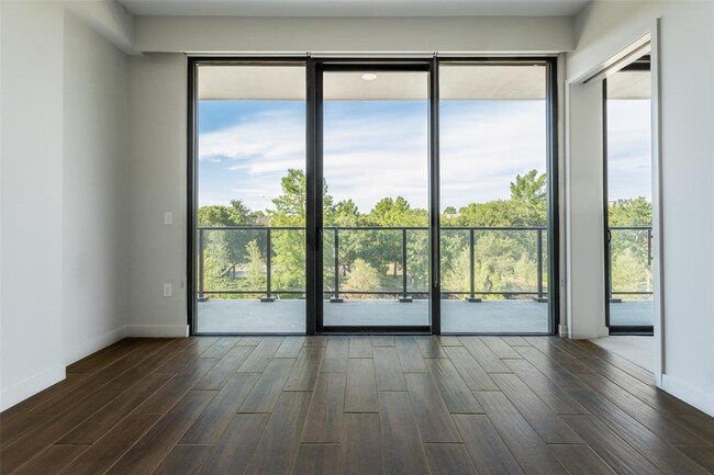 Building Photo - 5963 Caruth Haven Ln