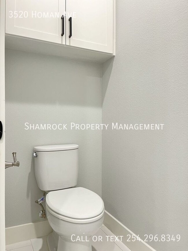 Building Photo - New Central Waco Home