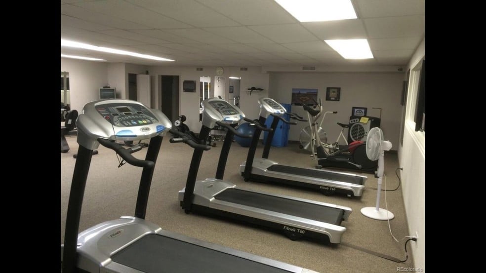 Fitness Center - 3930 S Yosemite St
