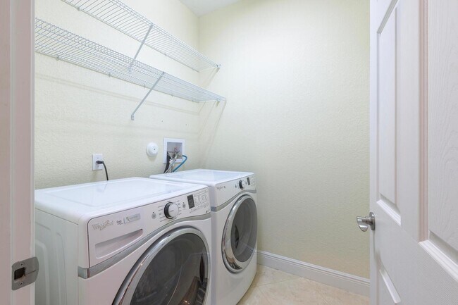 Building Photo - 4763 Cadiz Cir