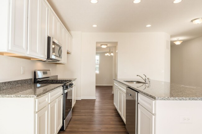 Building Photo - 317 Raccoon Ave