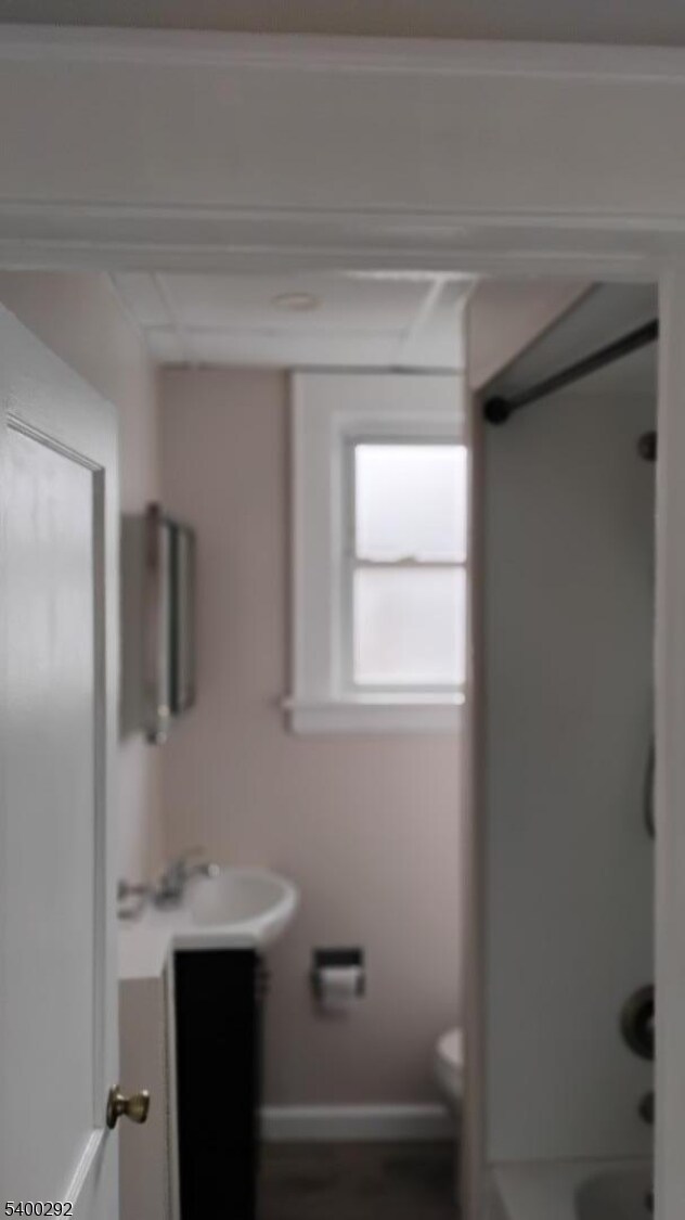 Building Photo - 71 Crystal St