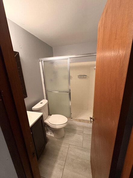 Building Photo - 1317 N Shangri-La Dr