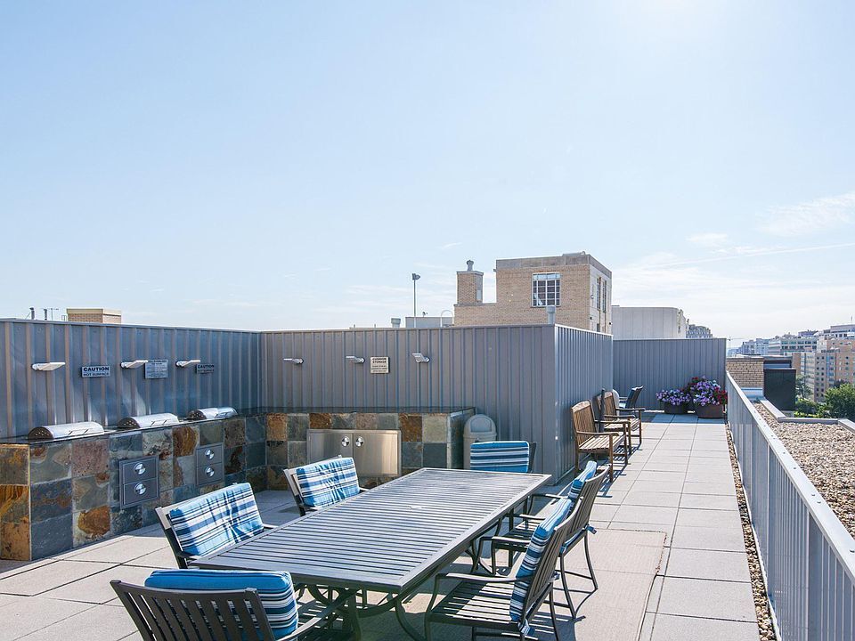 Rooftop Deck - 1711 Massachusetts Ave NW