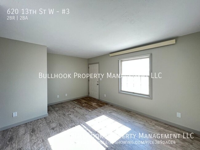 Building Photo - Move in Special - $300 off first FULL mont...