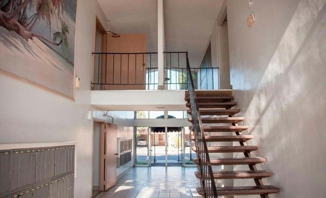 Building Photo - Virginia Manor Apartments