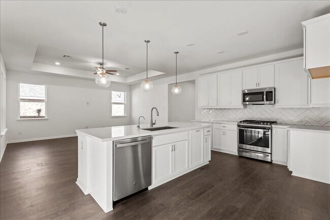 Building Photo - 133 Grn Knl Ln