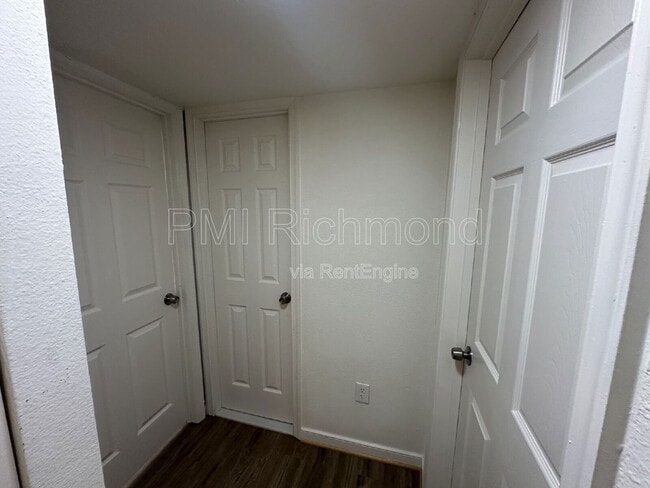 Building Photo - 3517 Briel St