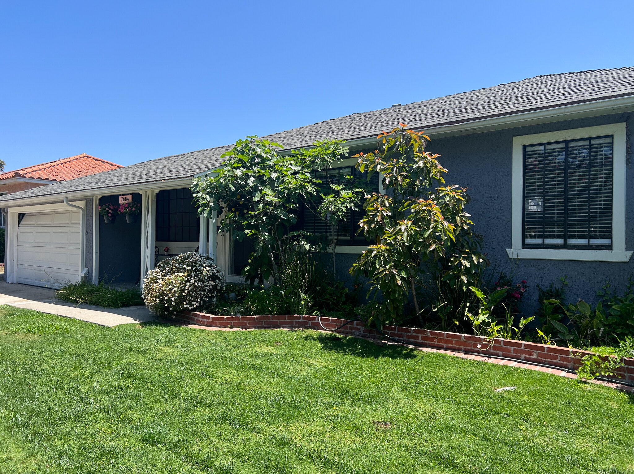 Building Photo - 7884 Boeing Ave