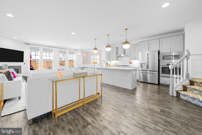 Building Photo - 23611 Rose Leigh Terrace