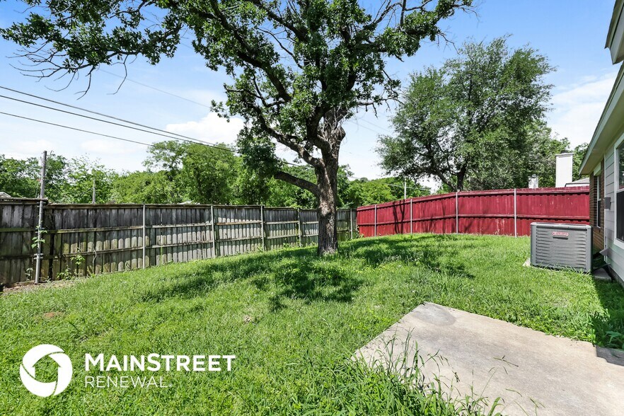 Building Photo - 317 Oakhurst Dr