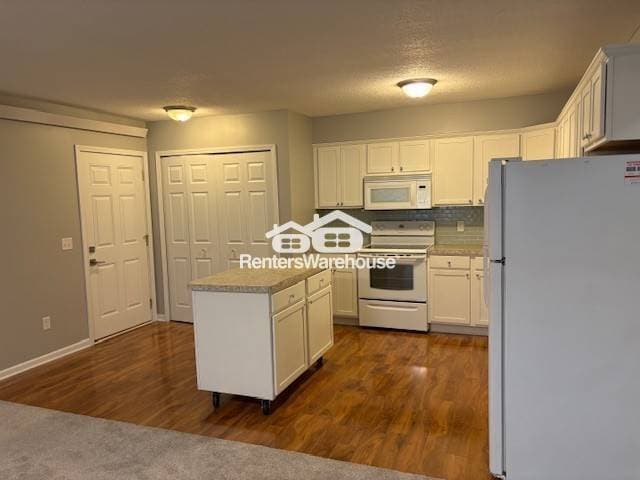 Building Photo - 8191 E River Rd