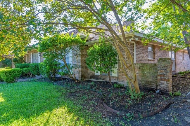 Building Photo - 1108 N Park Dr