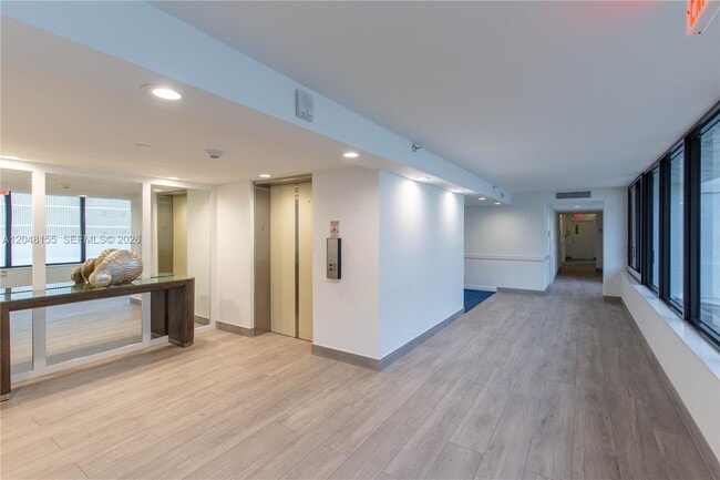 Building Photo - 3560 S Ocean Blvd