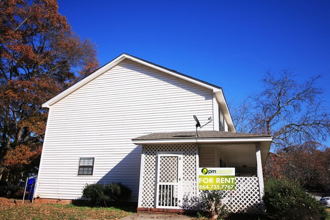 Building Photo - 3 Pointer Ln