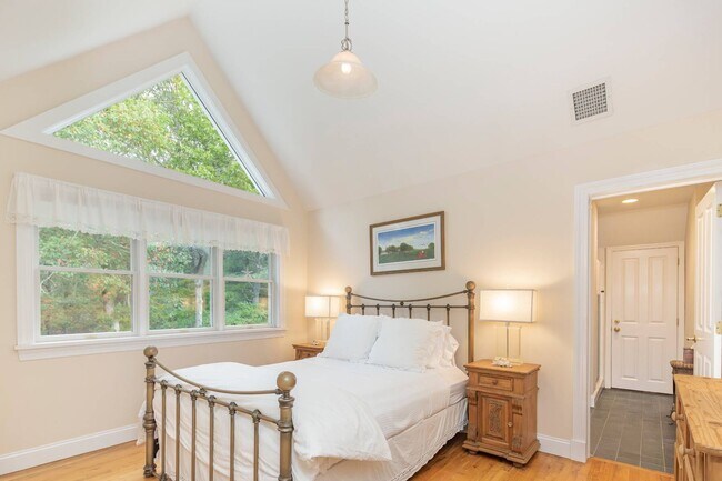 Building Photo - 30 Towhee Trail