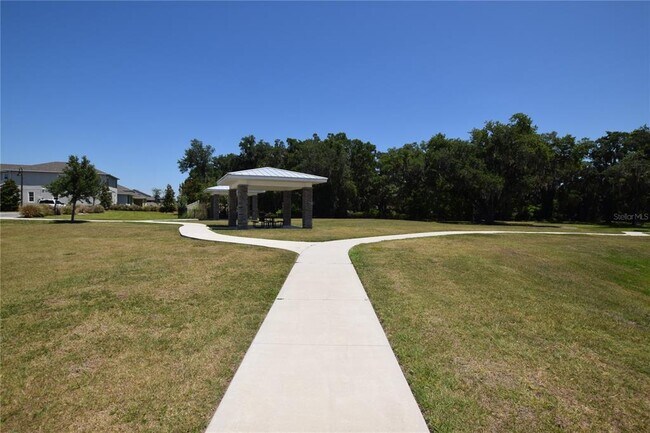 Building Photo - 5055 Hatchineha Ct