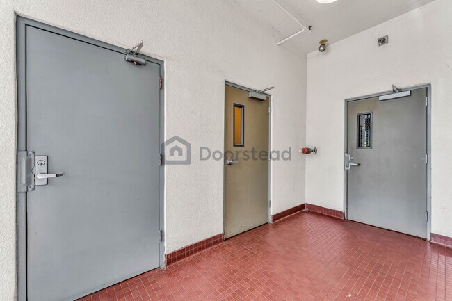 Building Photo - 1771 Broadway St