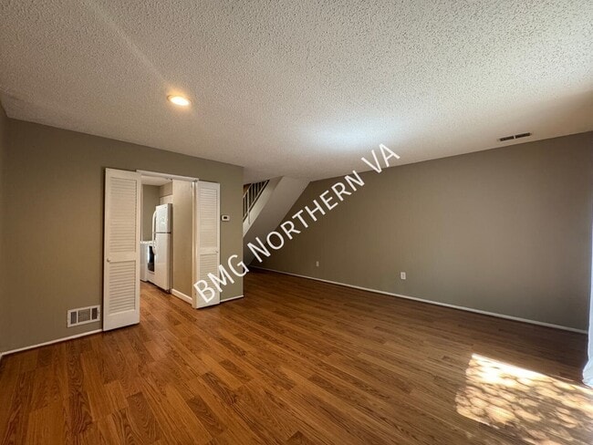 Building Photo - 2177 White Cornus Ln