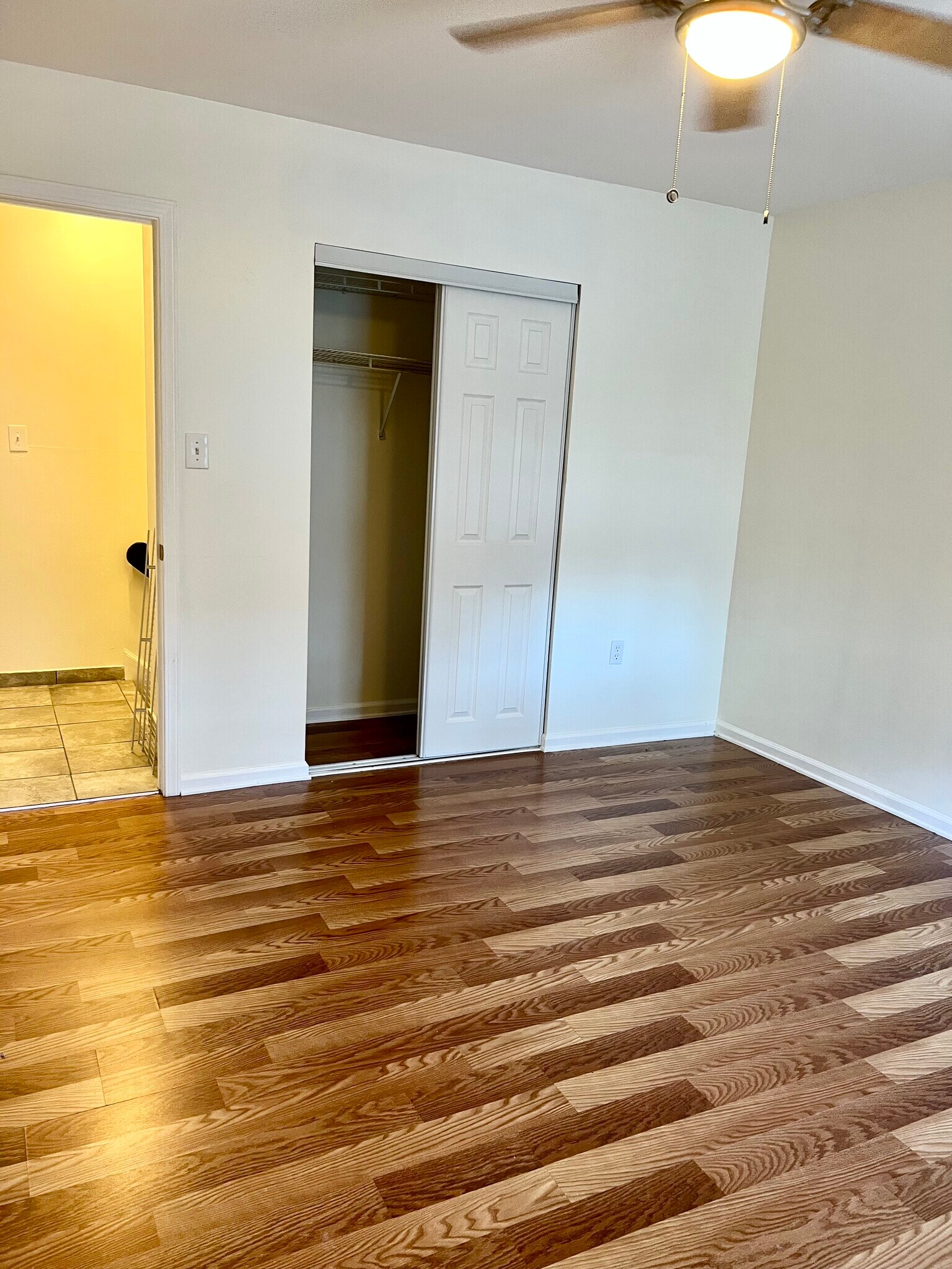 Building Photo - 123 Hunt Club Ct