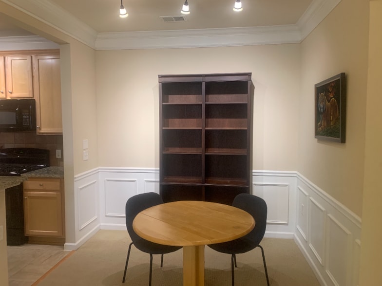 Building Photo - 505 Sunset View Terrace SE