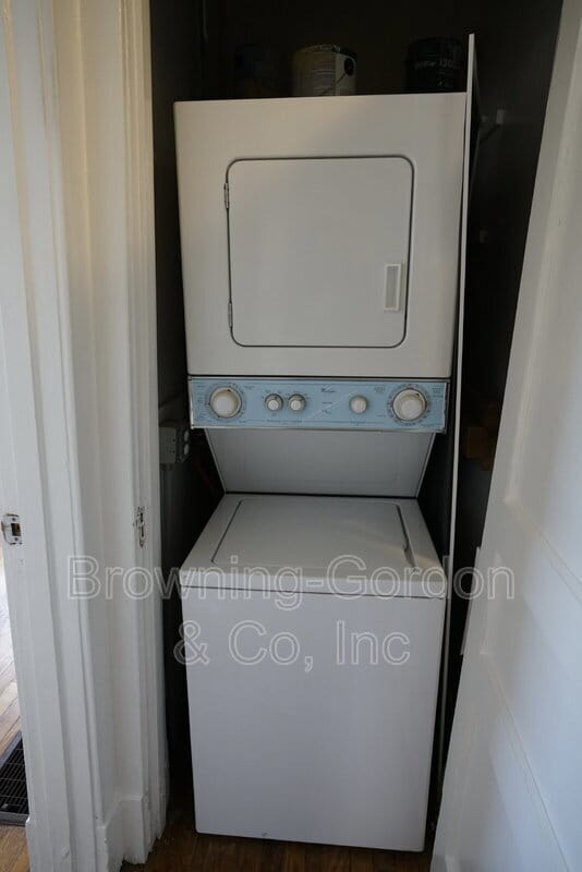 Building Photo - 2109 12th Ave S