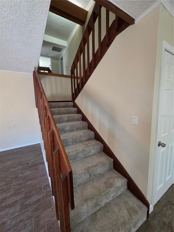 Building Photo - 3824 Saxon Dr