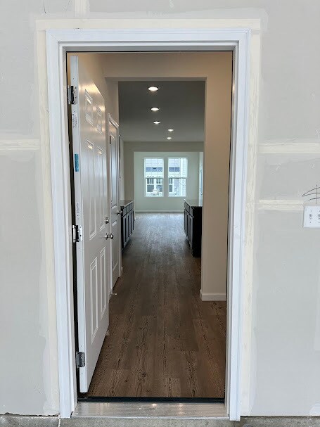 Building Photo - 659 Switchgrass Wy