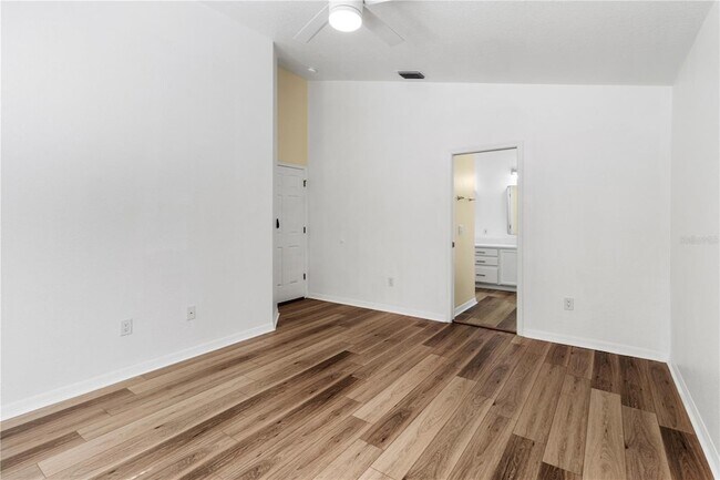 Building Photo - 10140 Somersby Dr