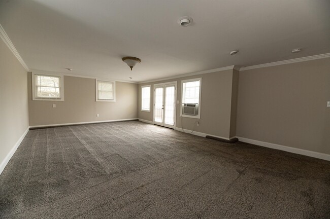 Building Photo - 519 Harolds Dr NW